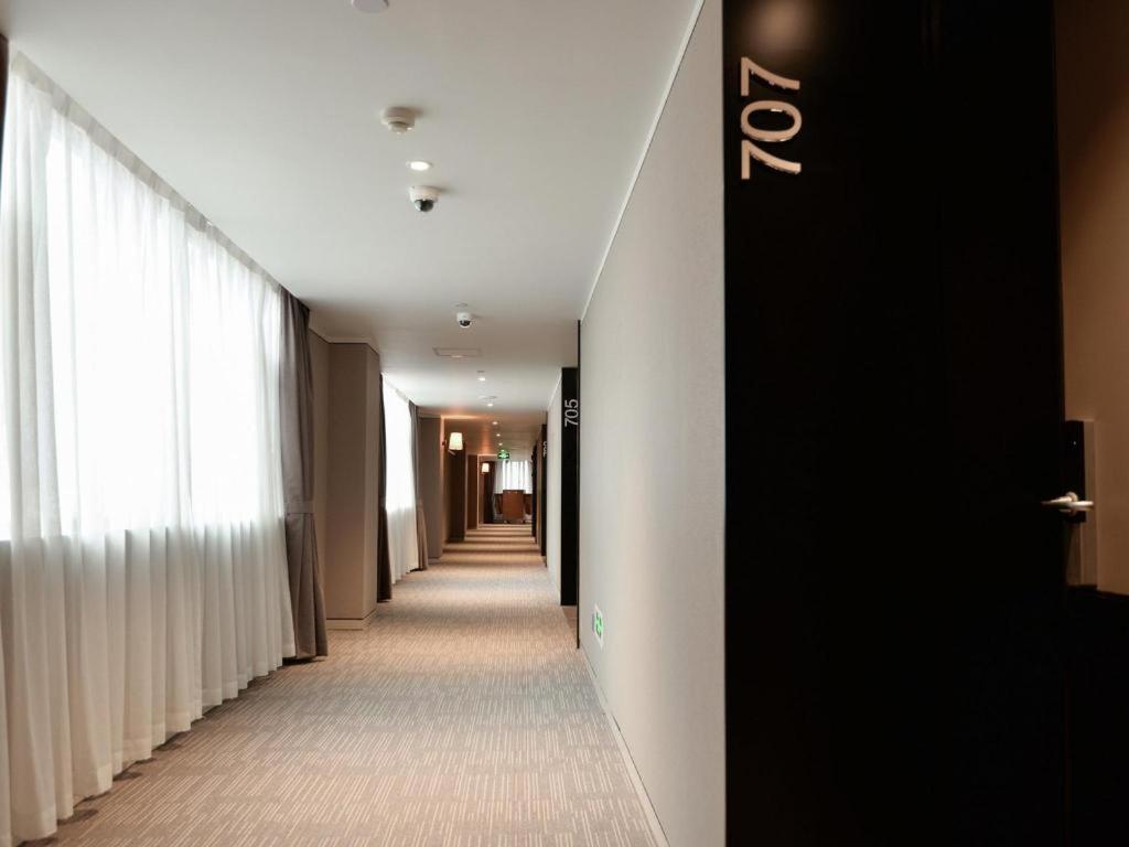 Home Inns Plus Shanghai Xujiahui Branch Extérieur photo